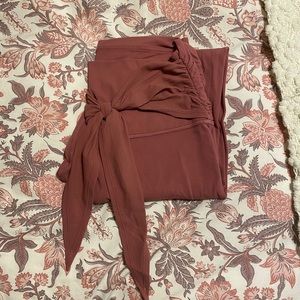 Lululemon Align Wrap 28”